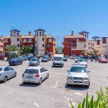 Apartamento Amazing In With Outdoor Swimming Pool, Wifi And 3 Bedrooms *