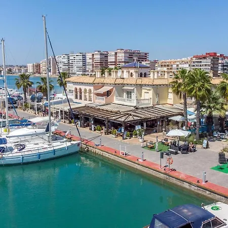 Apartament Amazing In With Outdoor Swimming Pool, Wifi And 3 Bedrooms Torrevieja