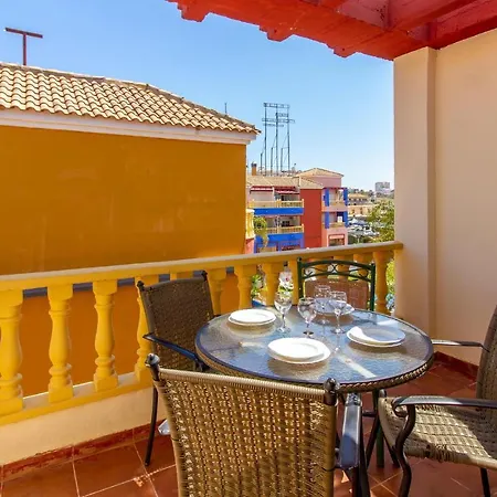 Apartament Amazing In With Outdoor Swimming Pool, Wifi And 3 Bedrooms *